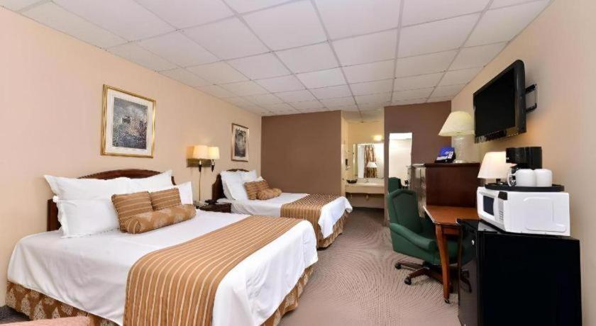 Americas Best Value Inn & Suites Виктория Экстерьер фото